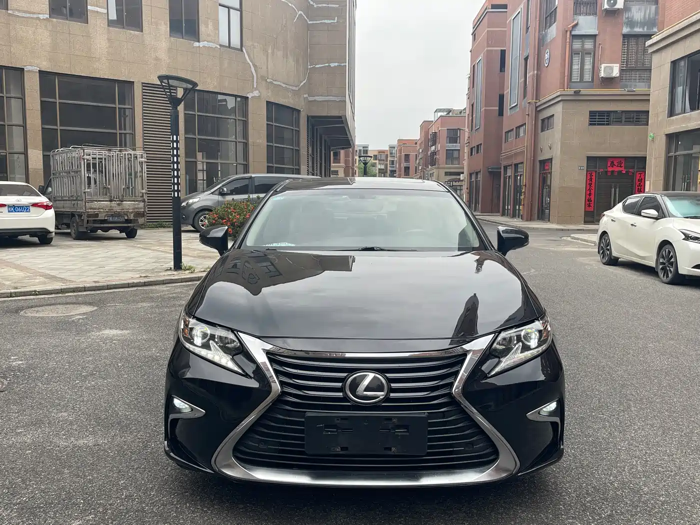 Lexus ES 2015 200 Elite Edition фото 2