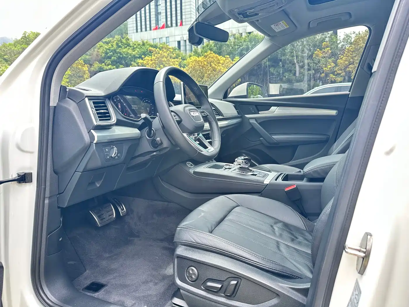 Audi Q5L 2020 40 TFSI Prestige Fashion фото 6