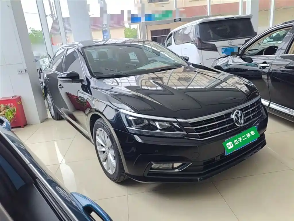 Volkswagen Passat 2017 330TSI DSG Prestige фото 4