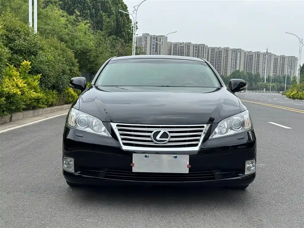 Lexus ES 2010 350 Luxury Edition фото 2