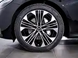 Фото 10 - Mercedes-Benz E-Class