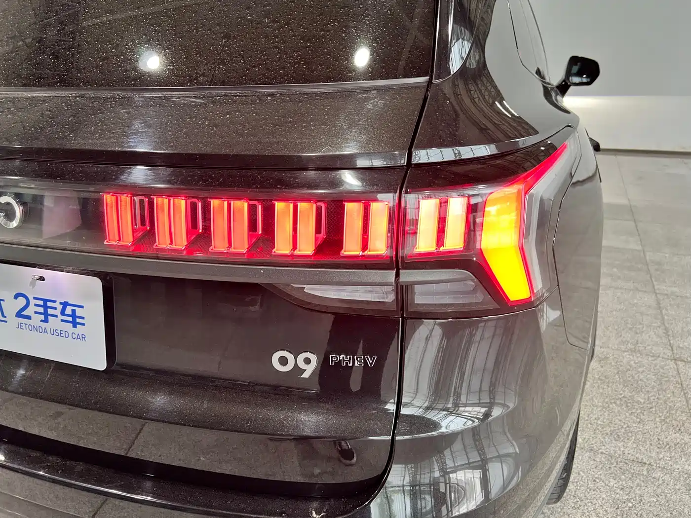 Lynk & Co 09 EM-P 2021 2.0T PHEV Halo 7-Seater фото 9