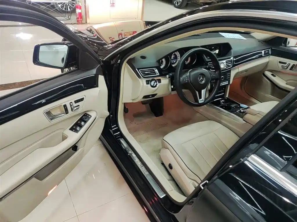 Mercedes-Benz E-Class 2015 Facelift E 260 L Sport фото 16