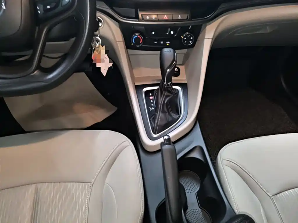 Buick Excelle 2015 18T Dual-Clutch Elite фото 14