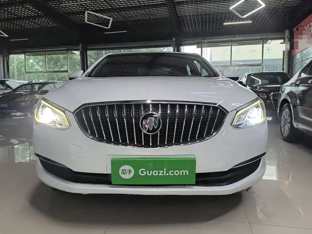 Buick Excelle 2015 18T Dual-Clutch Elite фото 3