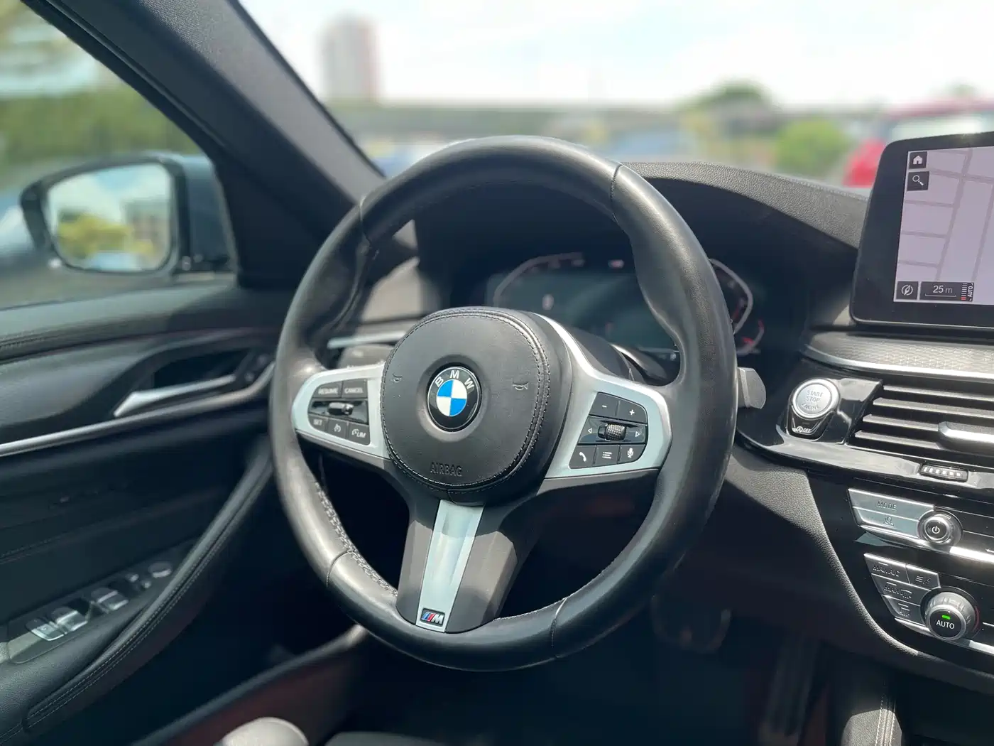 BMW 5 Series (Import) 2021 525i M Sport Package фото 16