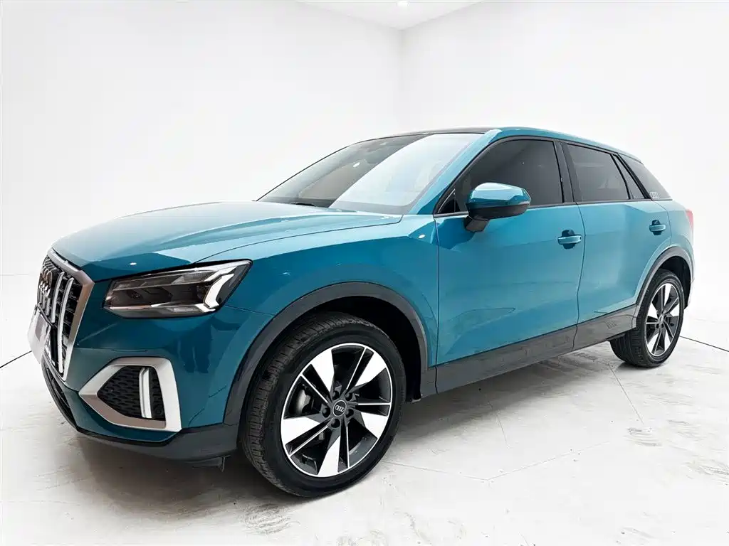 Audi Q2L 2022 35 TFSI Fashion Elegance