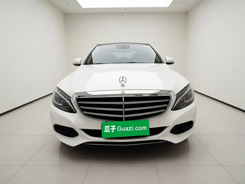 Фото 24 - Mercedes-Benz C-Class