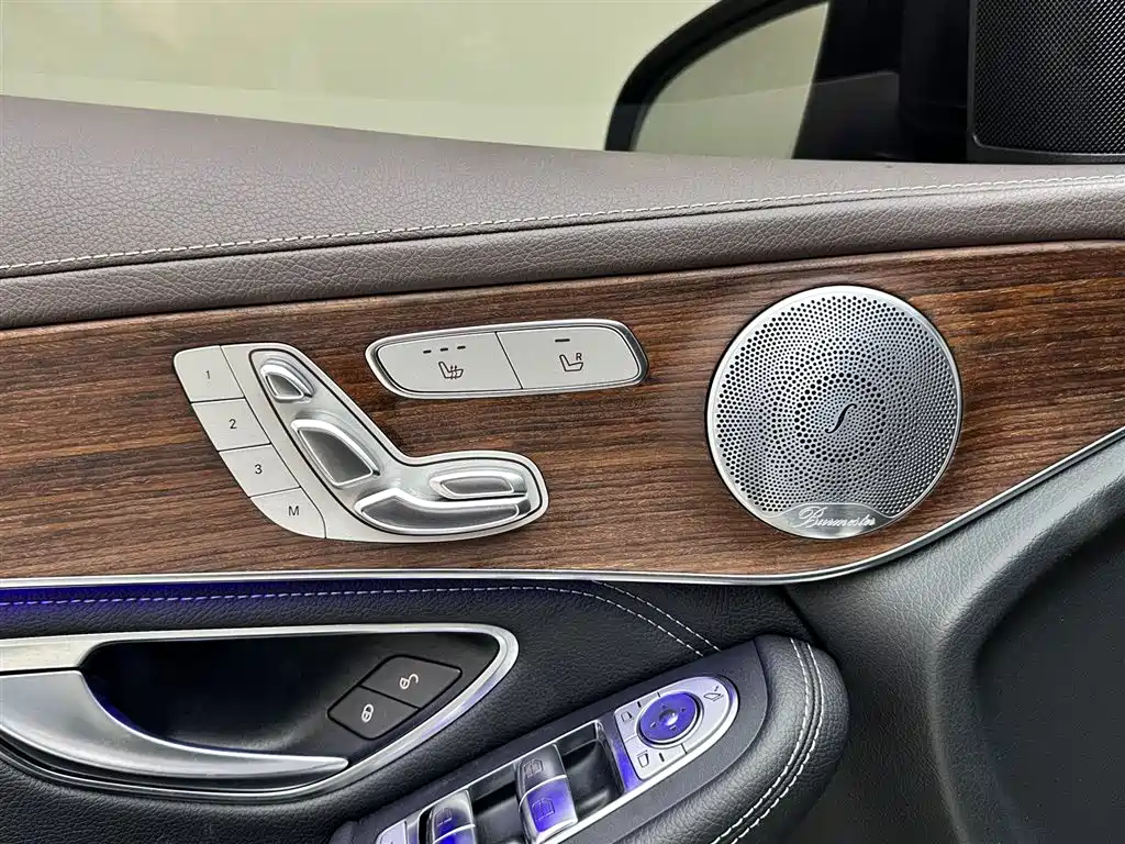 Mercedes-Benz GLC 2020 GLC 300 L 4MATIC Luxury фото 15