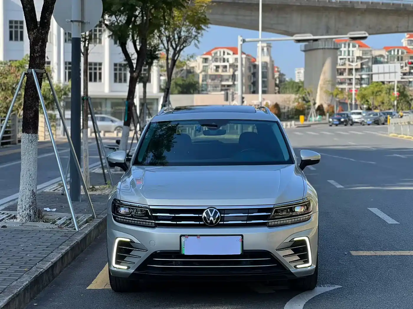 VOLKSWAGEN TIGUAN L NEW ENERGY