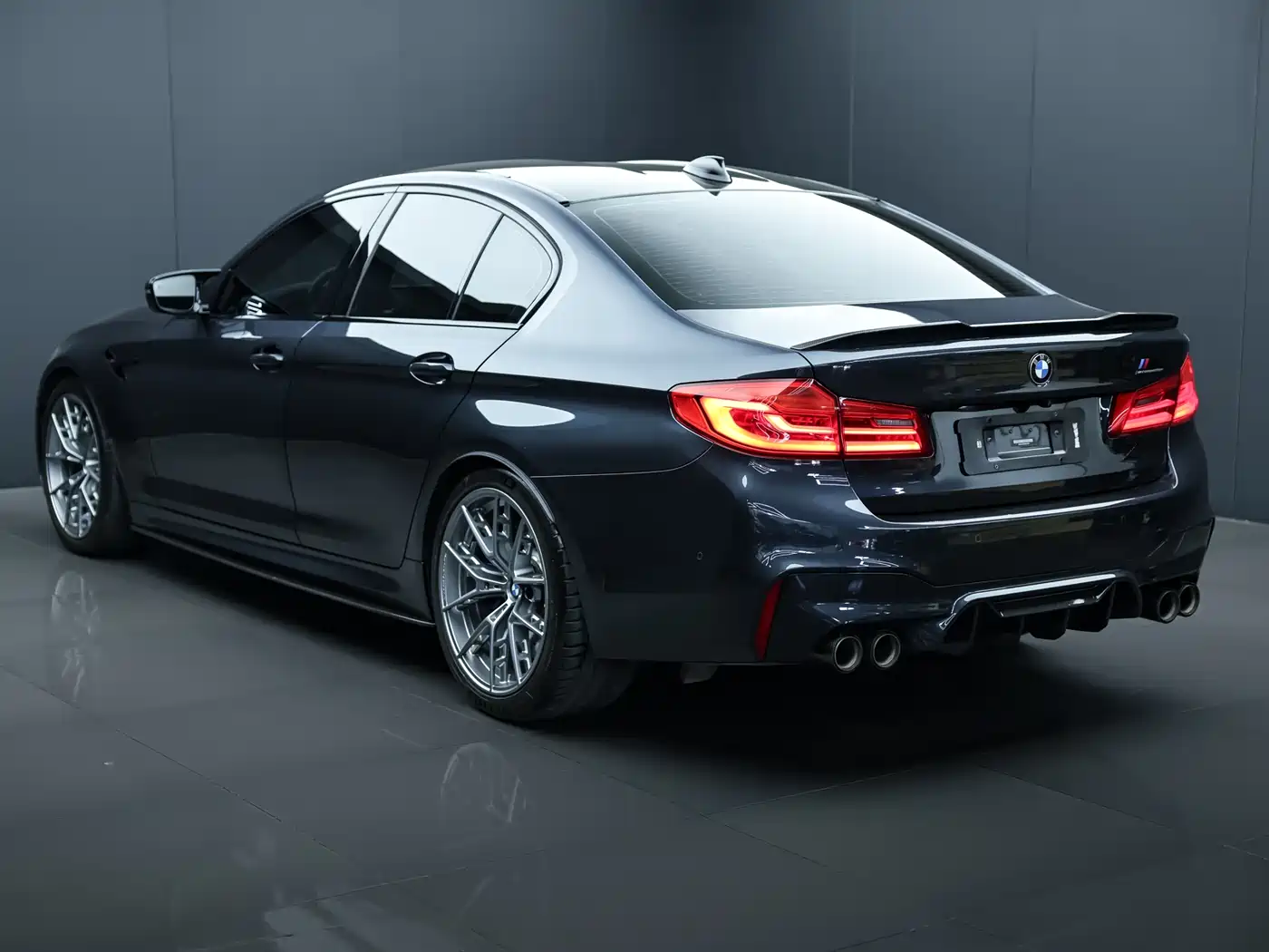 BMW M5 2018 M5 фото 6