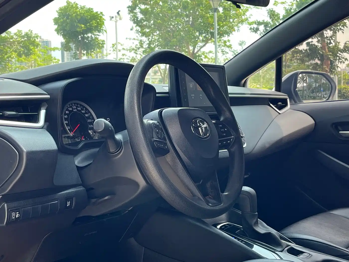 Toyota Levin 2021 185T CVT Progressive Edition фото 10