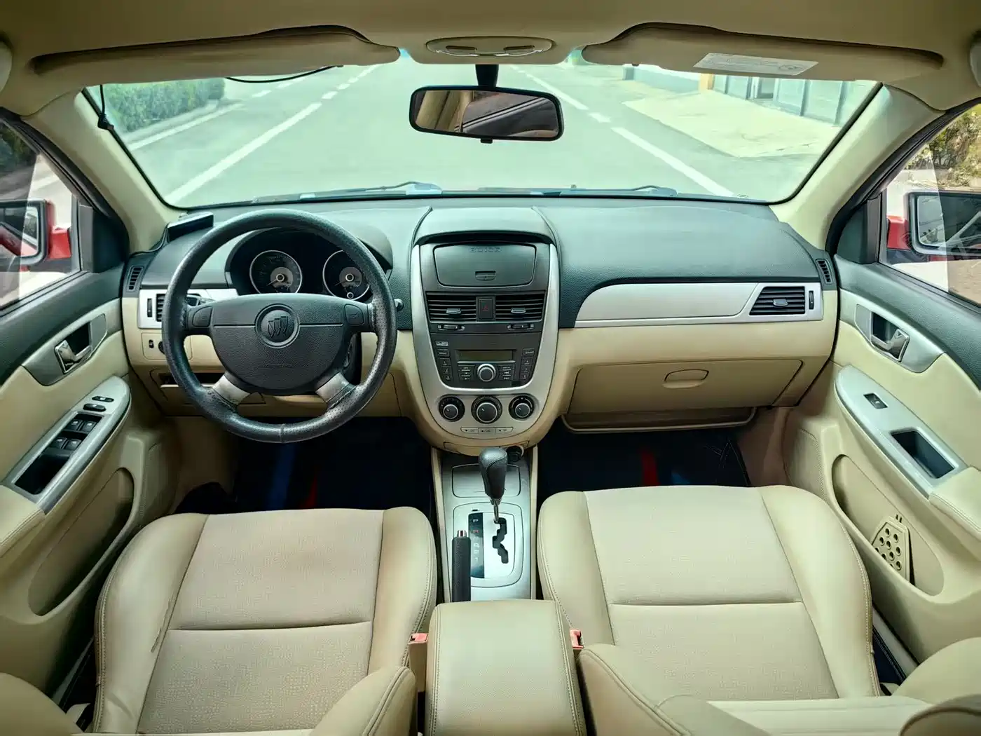 Buick Excelle 2011 1.6LX-AT фото 11