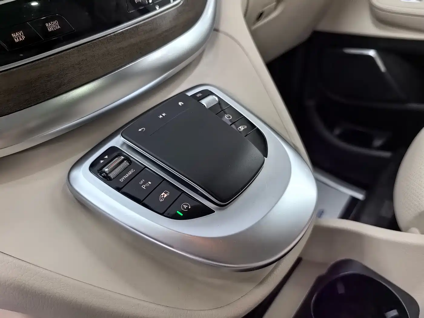 Mercedes-Benz V-Class 2021 V 260 Premium Edition фото 9