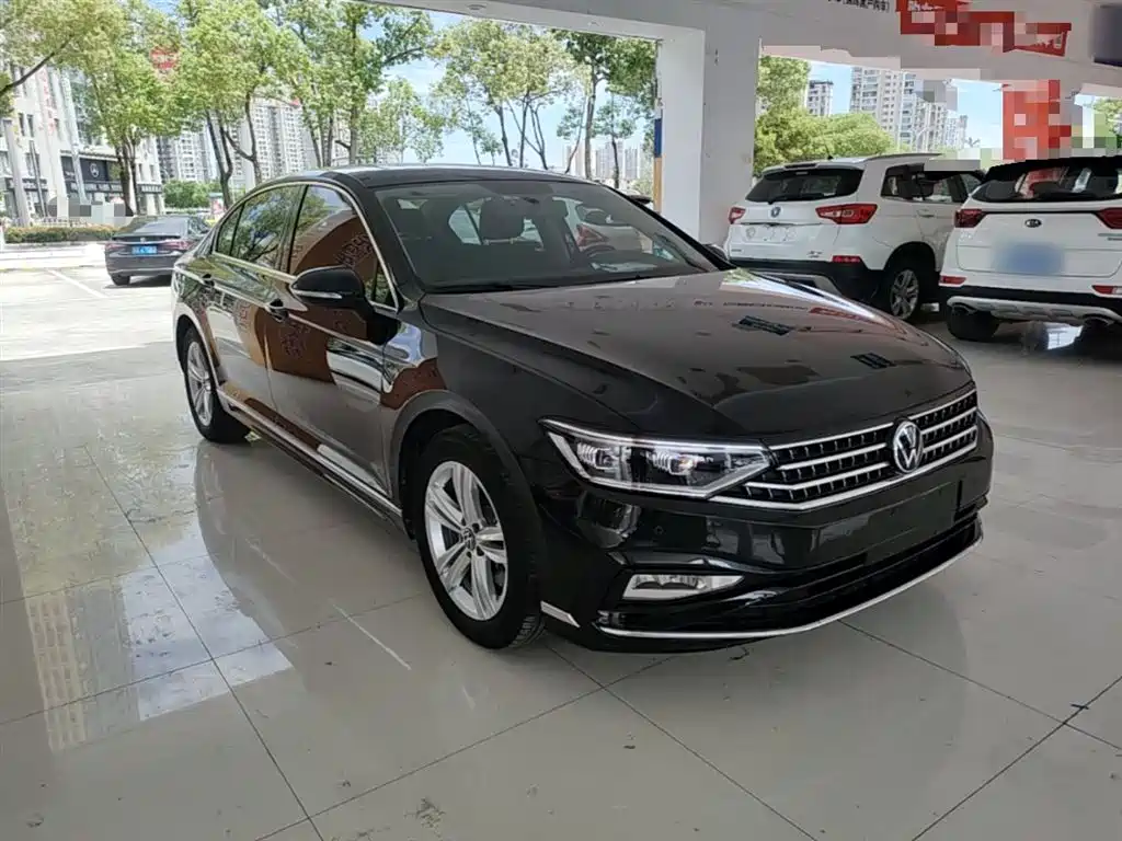 Volkswagen Magotan 2023 2 Million Units Commemorative Edition 280TSI DSG Comfort фото 4