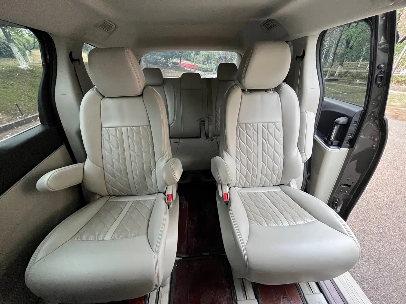 Buick GL8 2021 Land Business Class 652T Comfort фото 15