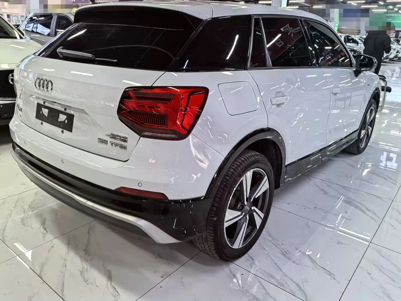 Audi Q2L 2020 35 TFSI Fashion Dynamic Model фото 6
