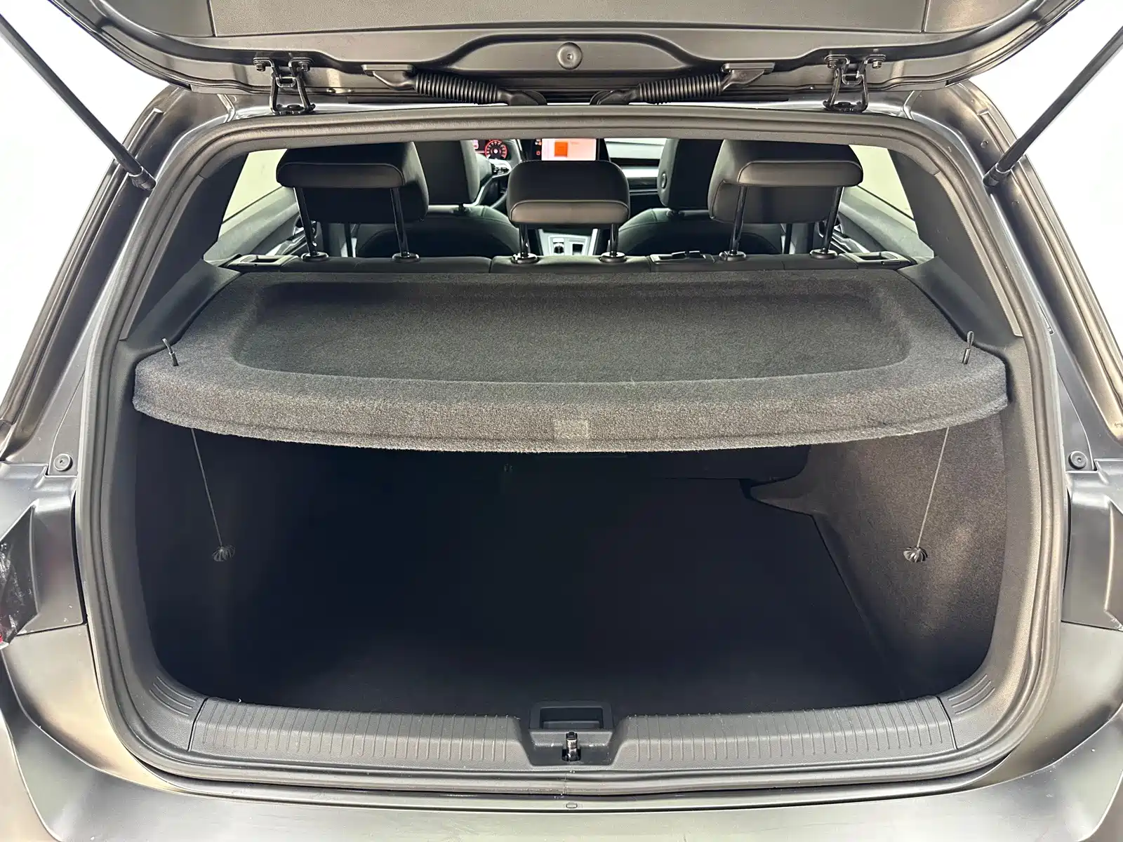 Фото 20 - Volkswagen Golf