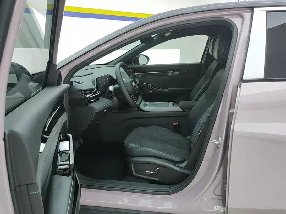Geely Galaxy Galaxy L6 2024 2024 125km Creative Edition