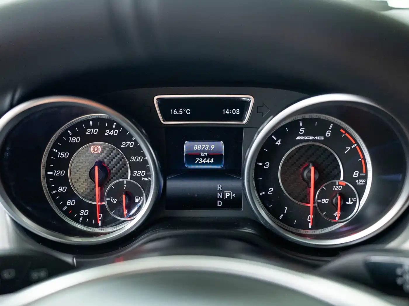 Mercedes-Benz GLE AMG 2015 AMG GLE 63 4MATIC фото 16