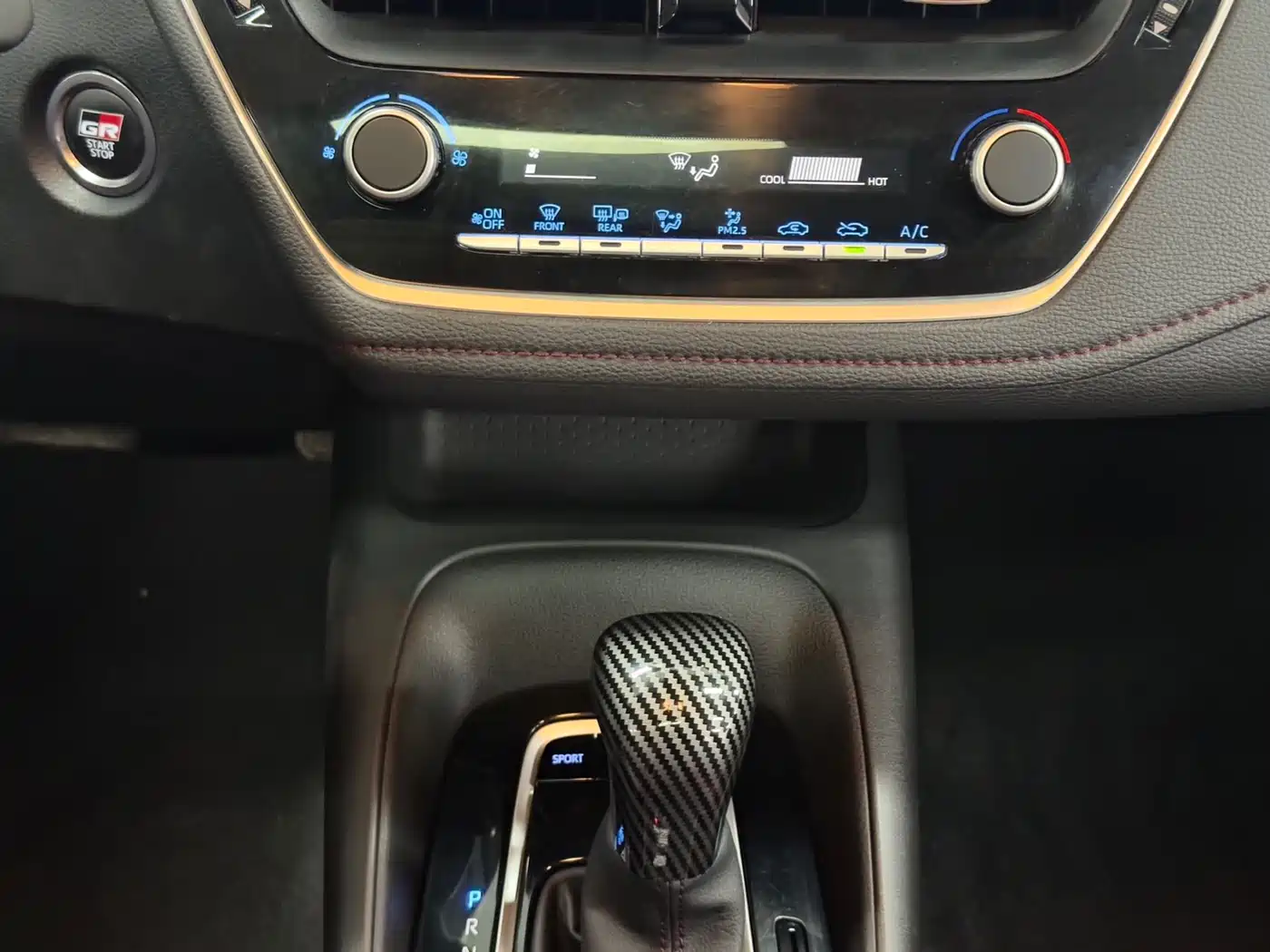 Toyota Corolla 2021 TNGA 1.5L CVT GR SPORT Edition фото 15
