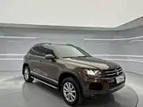 Фото 4 - Volkswagen Touareg