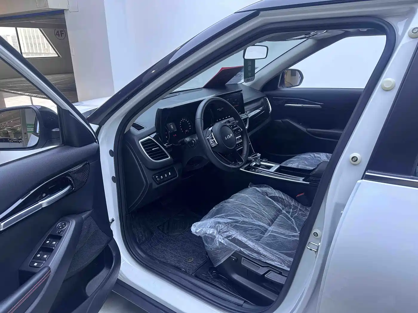 Kia KX3 Smart Run 2021 1.5L CVT Fashion Edition фото 8