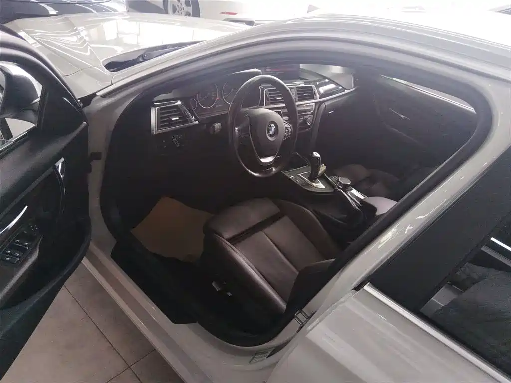 BMW 3 Series 2019 320Li Fashion Type фото 16