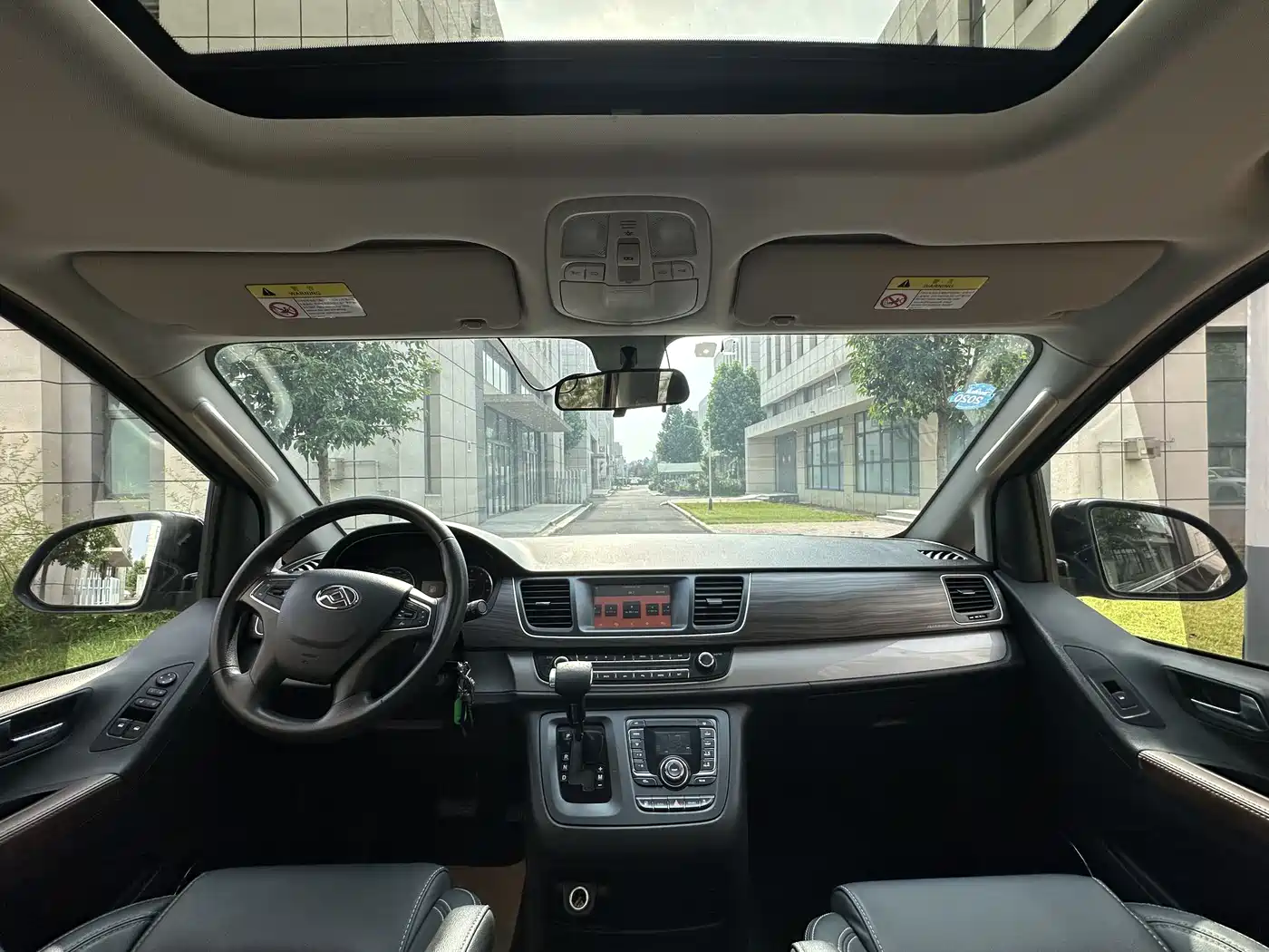 SAIC Maxus Maxus G10 2018 PLUS 2.0T Automatic Elite Edition фото 7