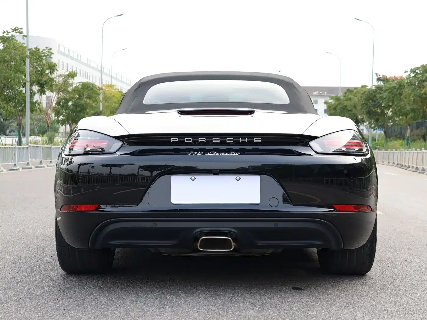 Porsche 718 2022 Boxster T 2.0T фото 13