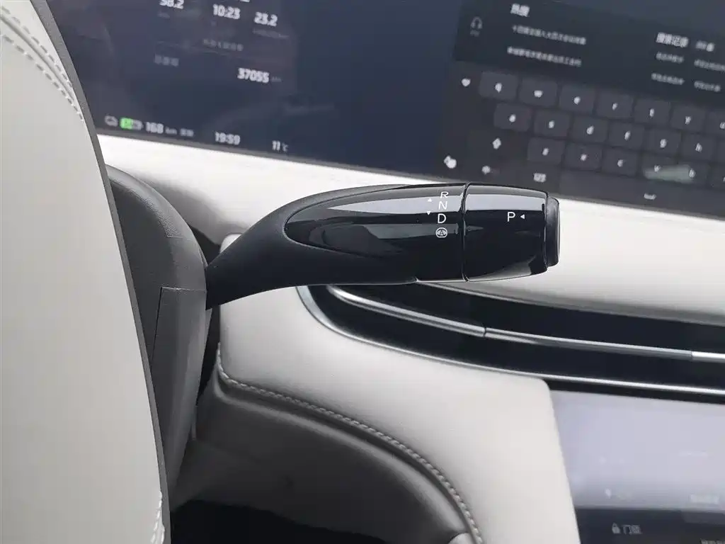 ZHIJI AUTOMOBILE ZHIJI LS7