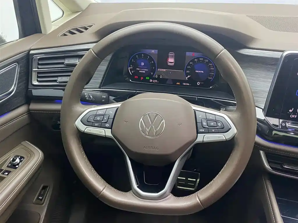 Volkswagen Viloran 2023 Facelift 380TSI Prestige Edition фото 15