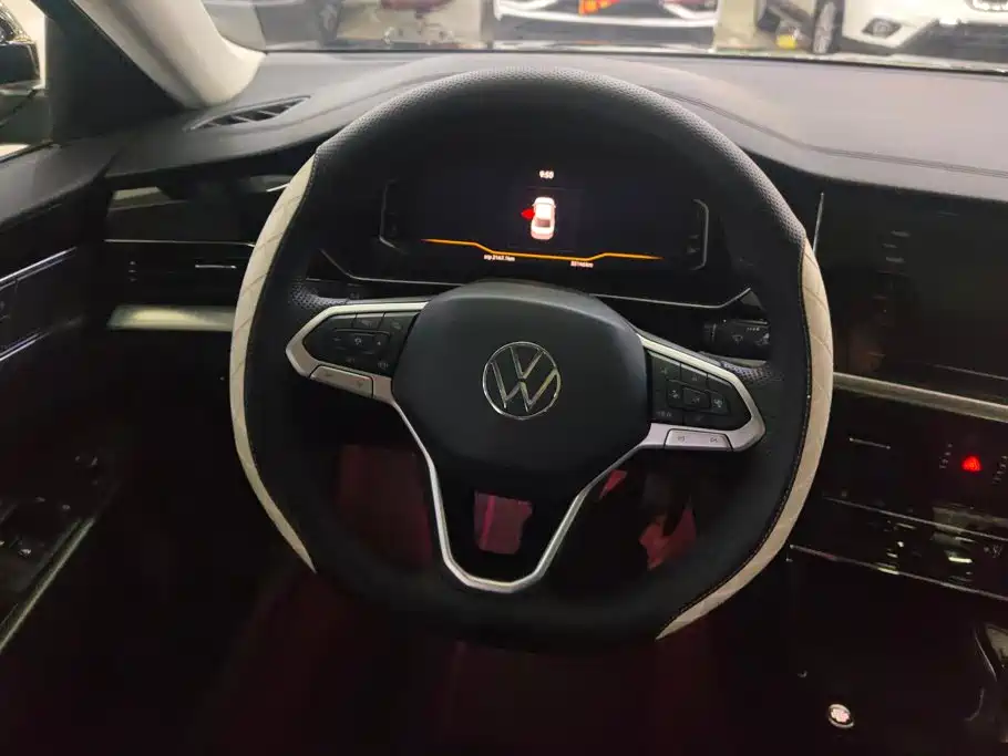 Volkswagen Passat 2025 2025 Outstanding 380TSI Starlight Dragon Soaring Edition