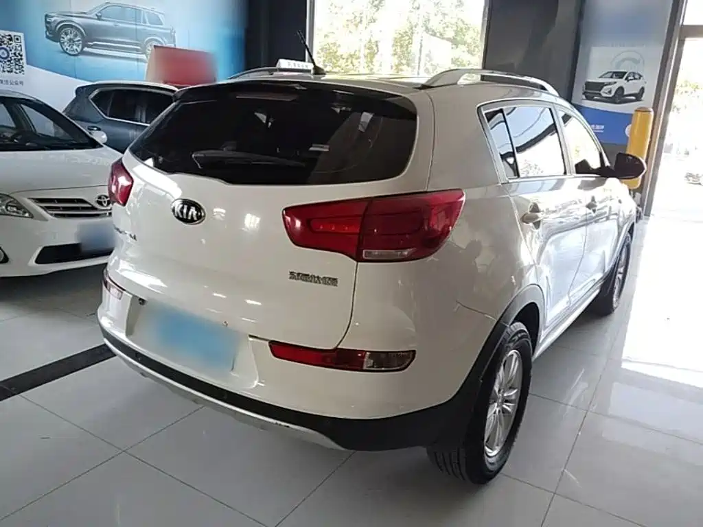 Фото 7 - Kia Sportage