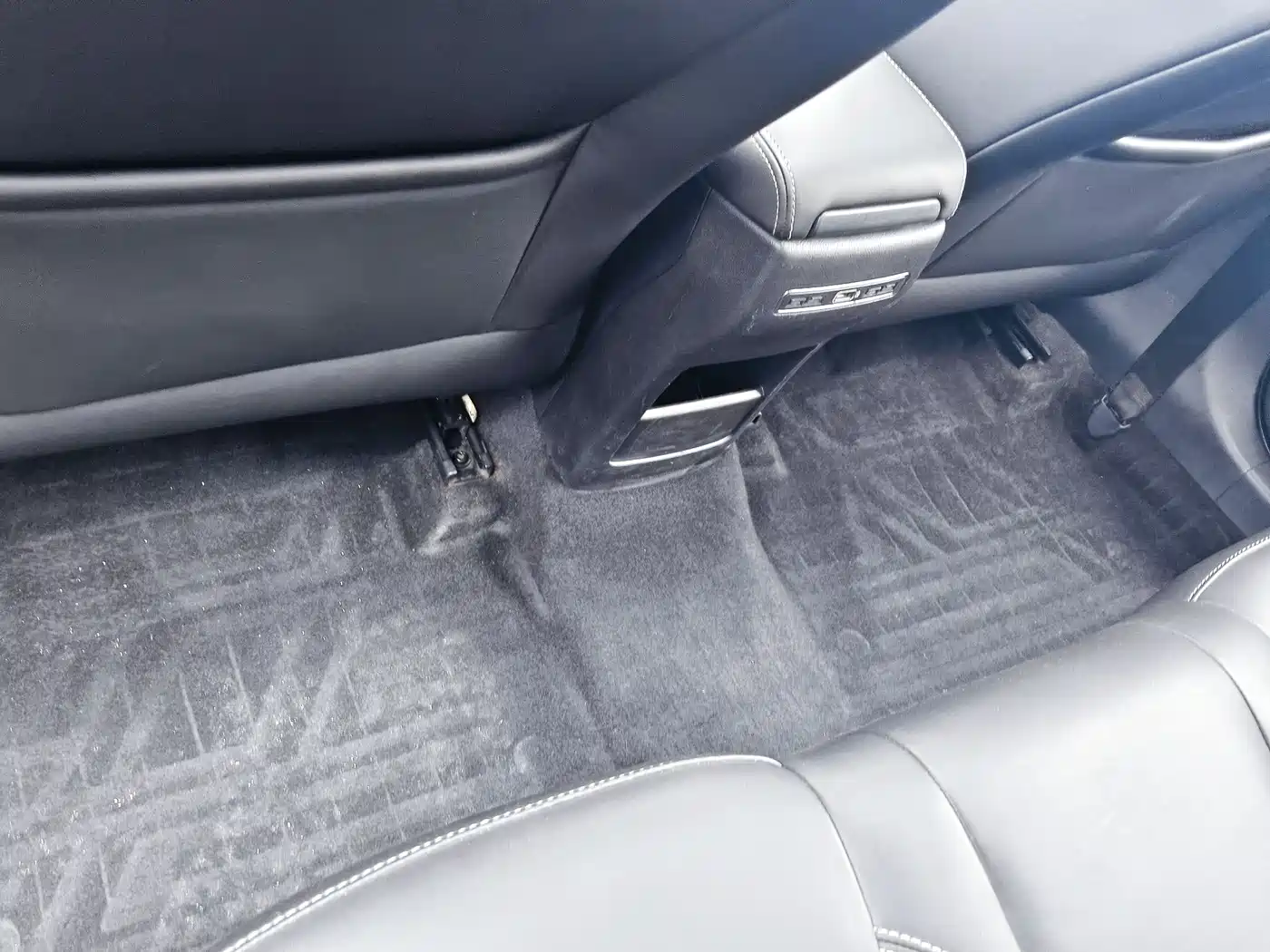 GEELY AUTOMOBILE BINYUE