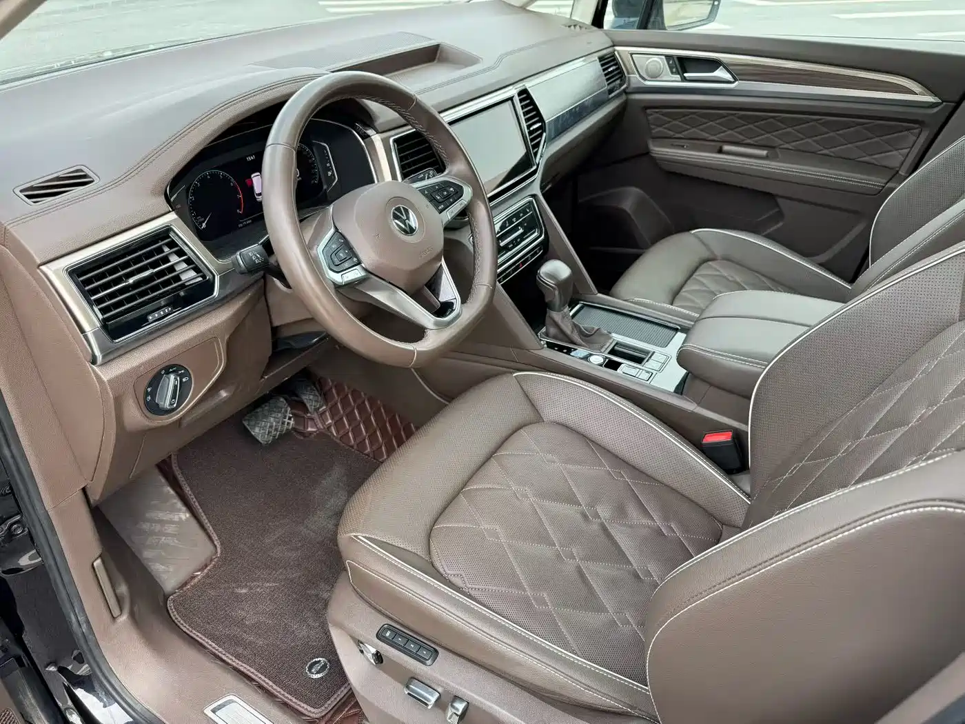 Volkswagen Viloran 2020 380TSI Flagship Edition фото 5