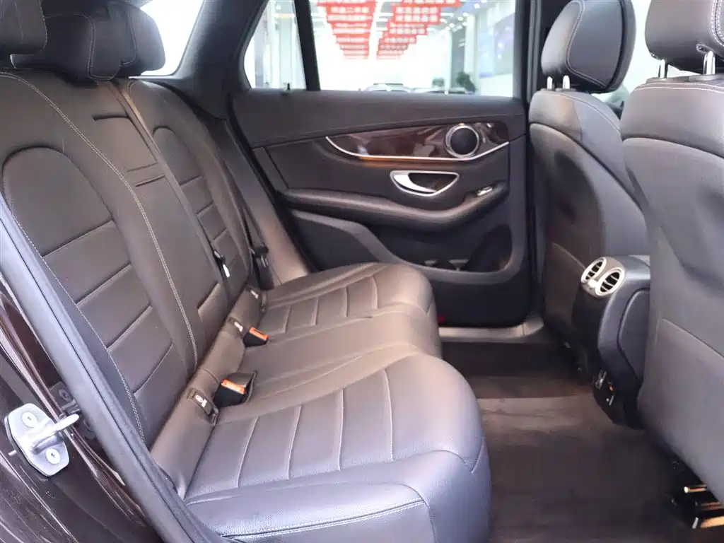 Mercedes-Benz GLC 2019 GLC 260 L 4MATIC Luxury фото 21