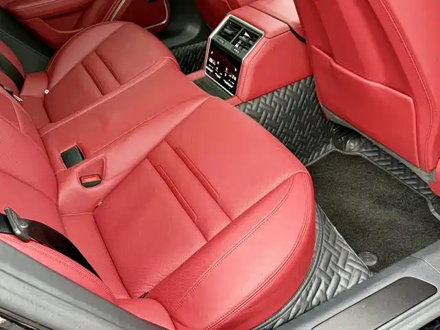 Porsche Panamera 2023 Panamera 4 Executive Long Wheelbase 2.9T фото 12
