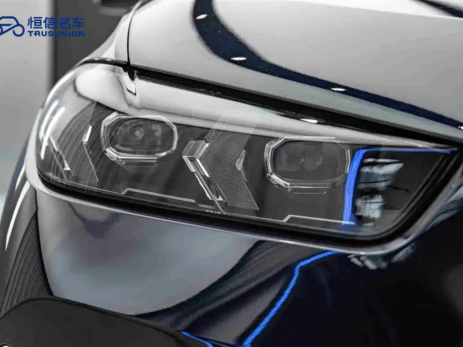 BMW X5 2023 xDrive 30Li Premium M Sport Package фото 10