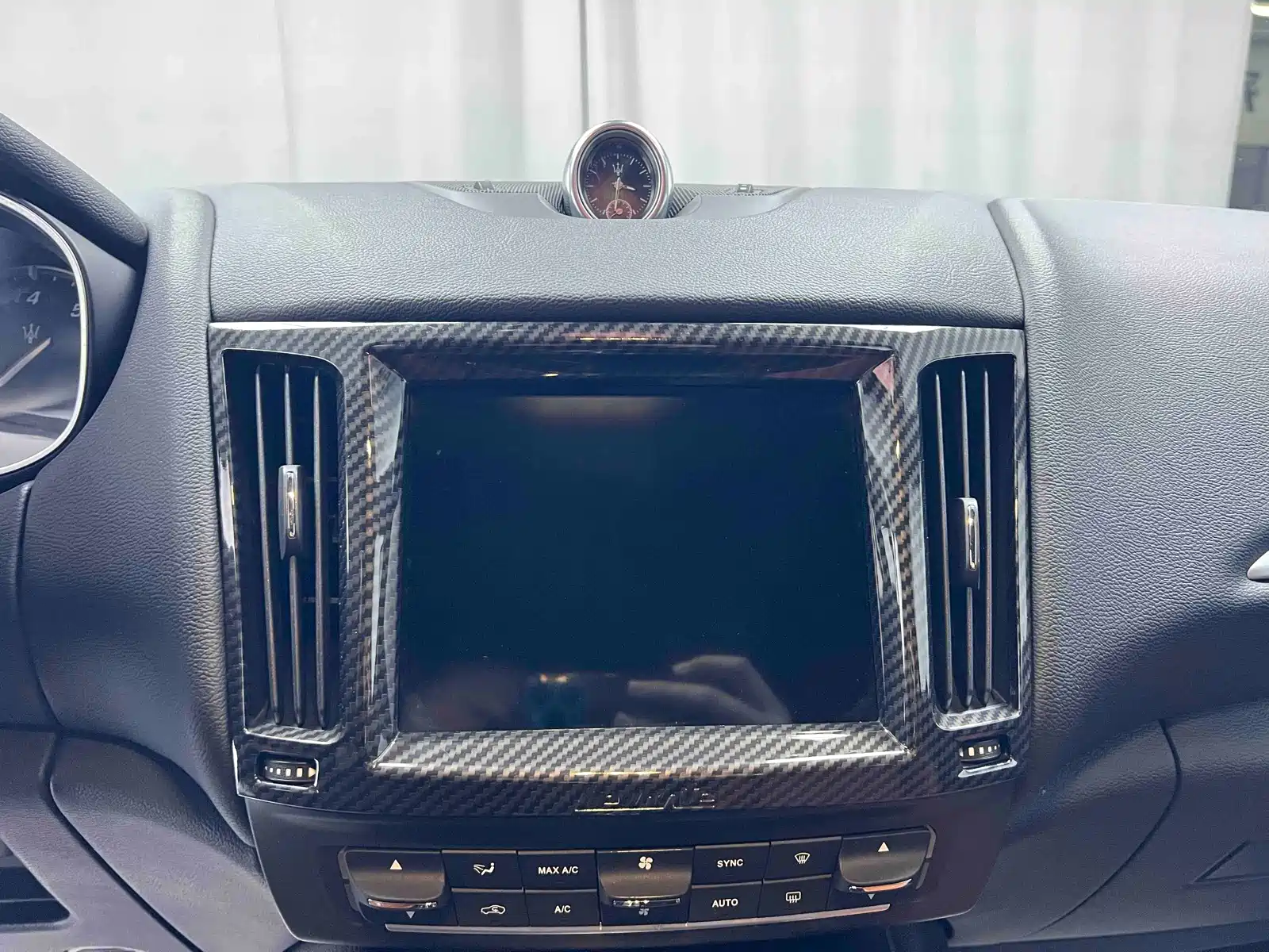 Photo 15 - Maserati Levante