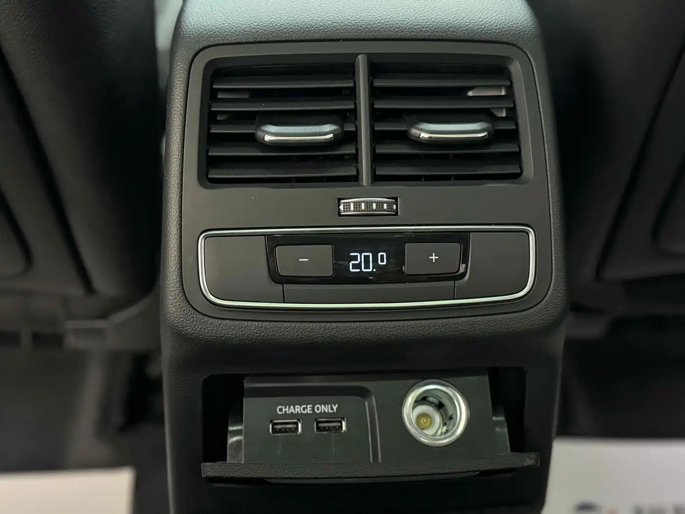 Audi A4L 2018 30th Anniversary 40 TFSI Fashion фото 17