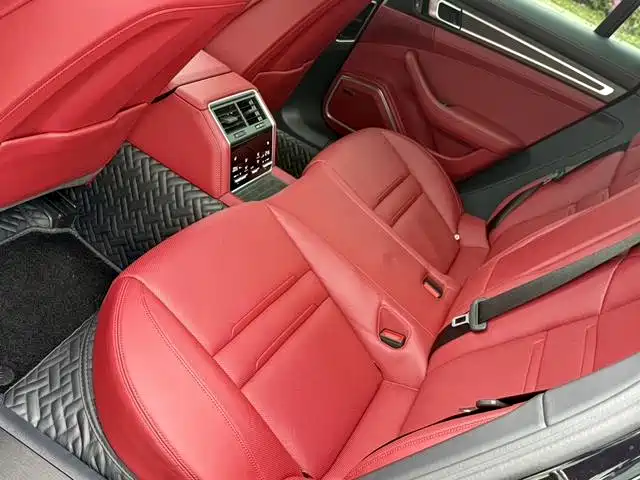 Porsche Panamera 2023 Panamera 4 Executive Long Wheelbase 2.9T фото 10