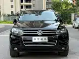 Фото 2 - Volkswagen Touareg
