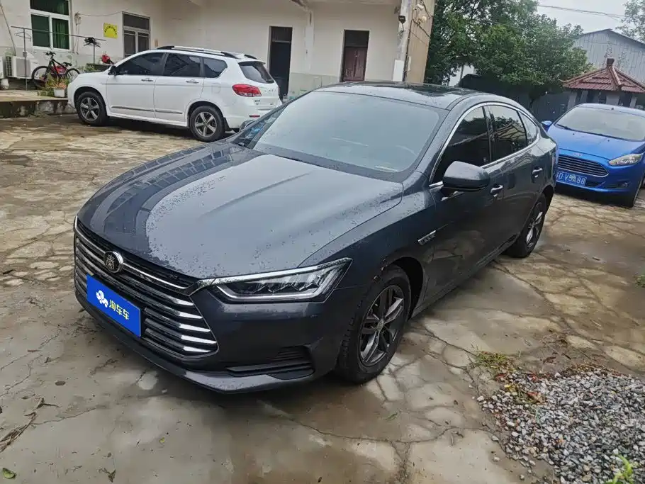 BYD Qin Pro 2019 2018 1.5TI Automatic Smart Connected Dynamic Edition