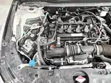 Фото 19 - Honda Accord