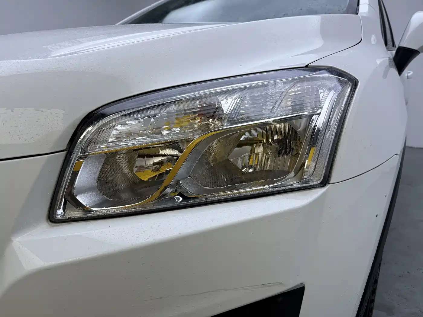 Chevrolet Trax 2016 1.4T Automatic 2WD Comfort Sunroof Edition фото 9