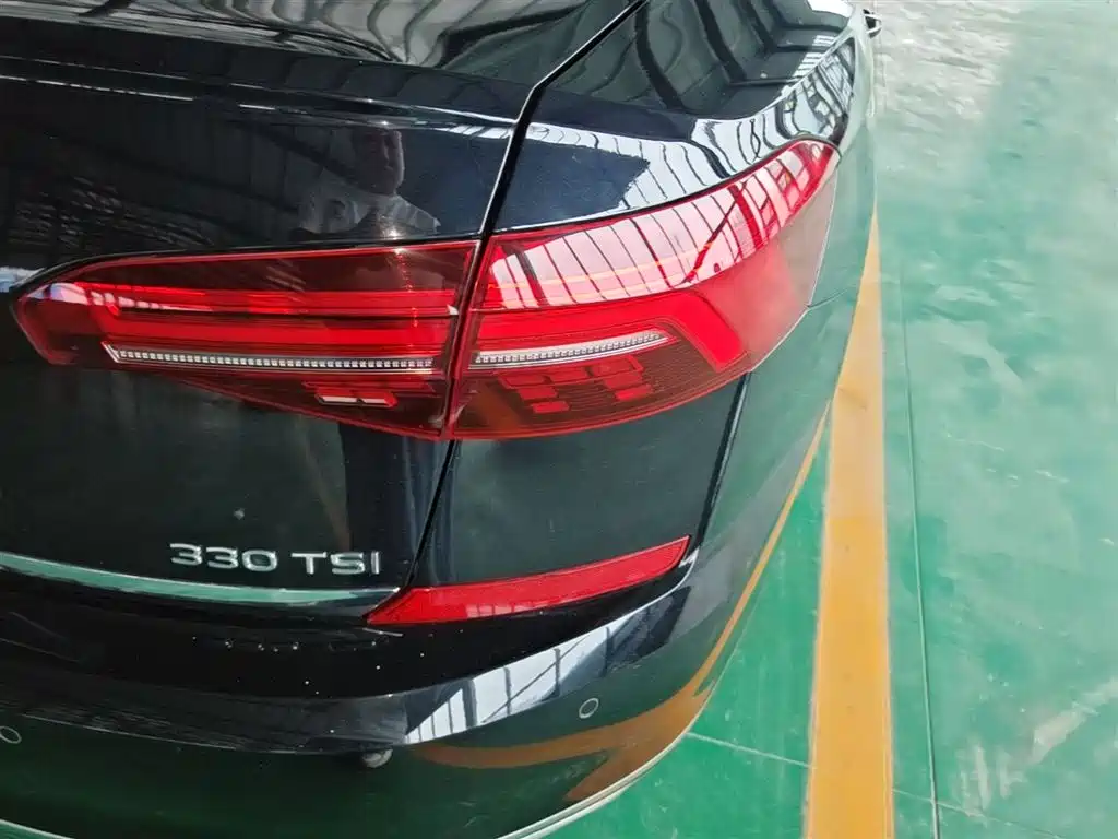 Volkswagen Passat 2020 Facelift 330TSI Luxury China VI фото 8