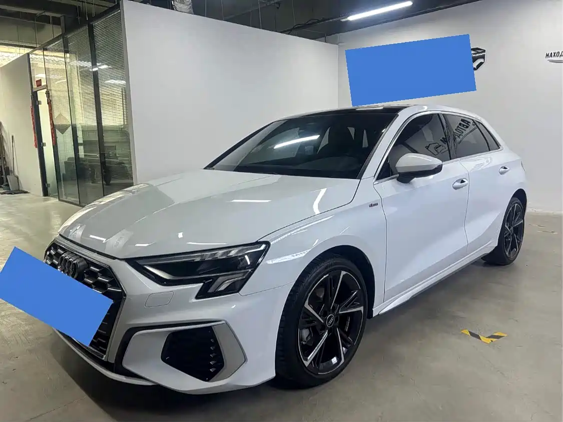 Audi A3 2022 Sportback 35 TFSI Style Elegance фото 3