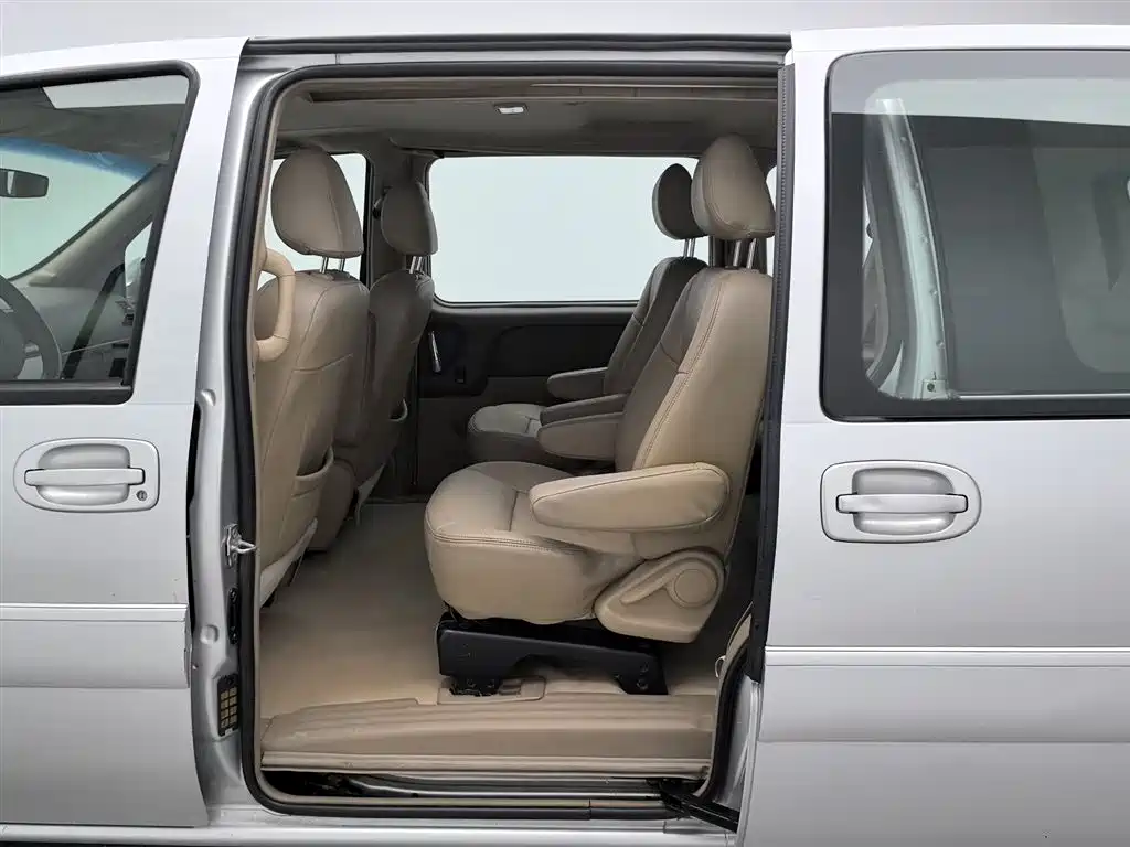 Buick GL8 2014 2.4L Classic Edition фото 15