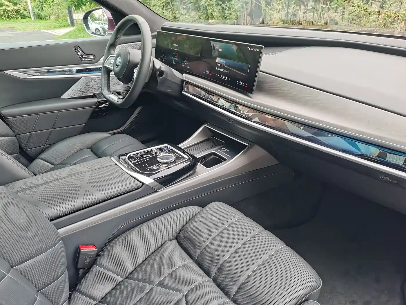 BMW i7 2024 2023 xDrive60L Luxury Package